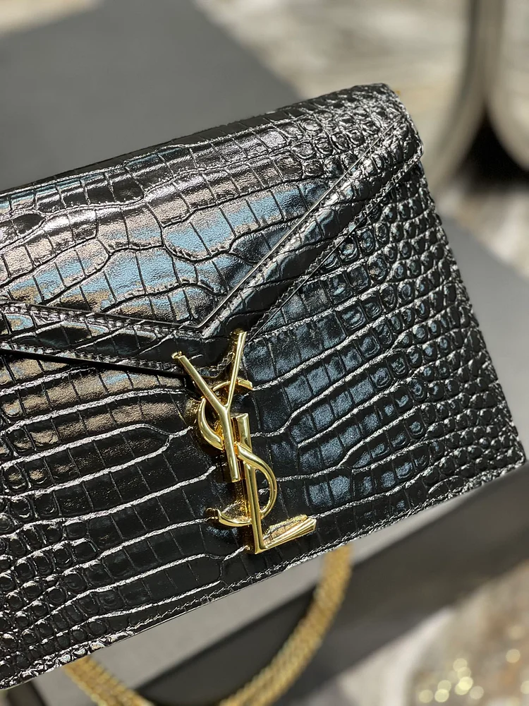 Y Cassandra Medium Chain Bag Black - Image 6