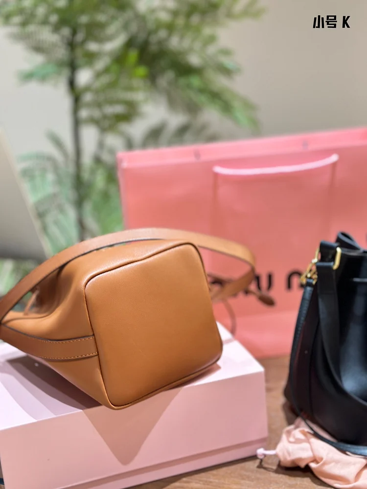 M M new arrival bucket bag size: 16??22 cm - Image 9
