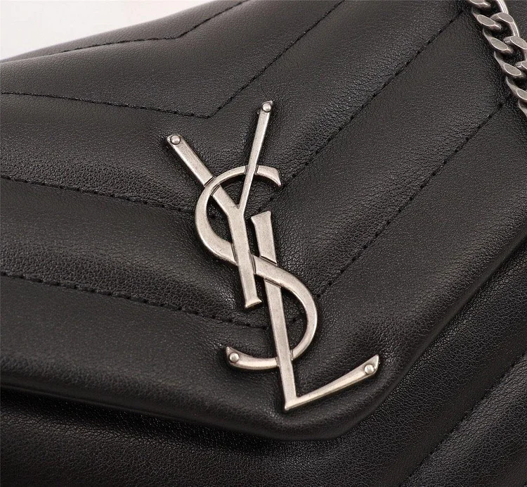 Y Loulou Medium In Matelasse Y Leather - Image 14