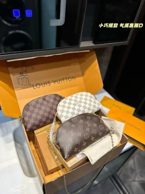 Louis Alma new arrival mini bag size: 24*17 cm