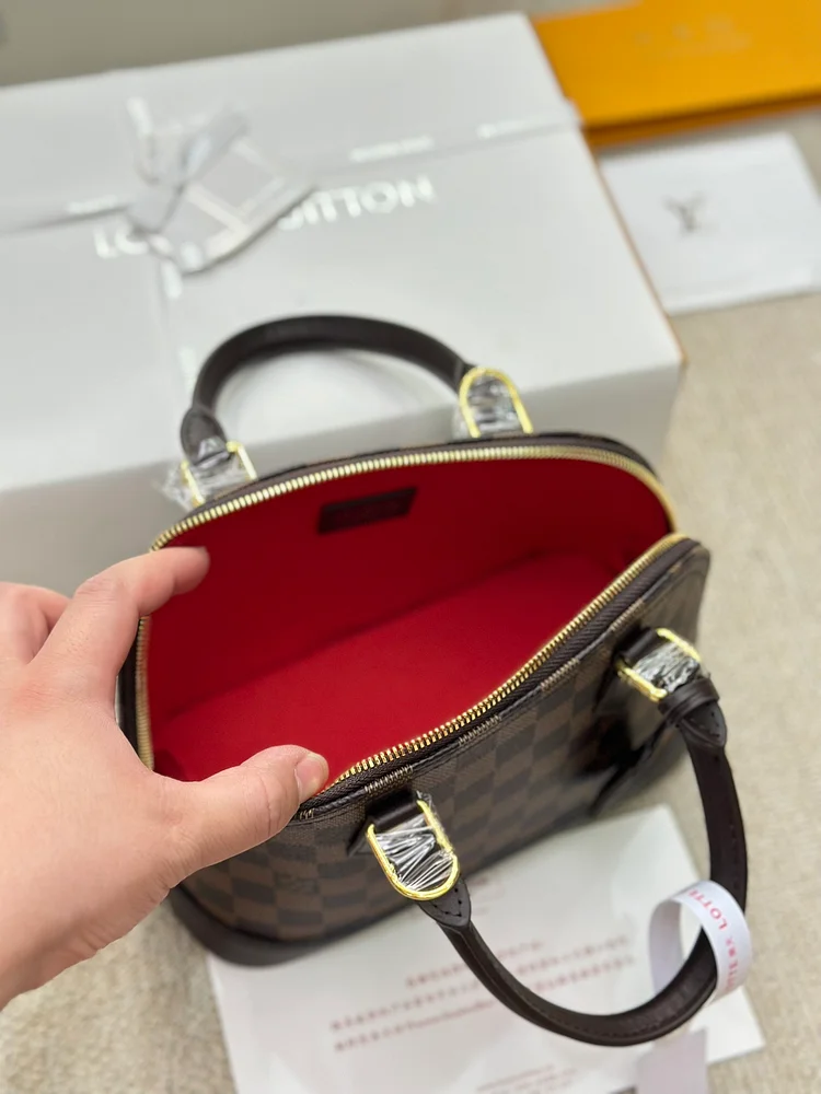 l alma bb new arrival bag size: 24×18cm - Image 4