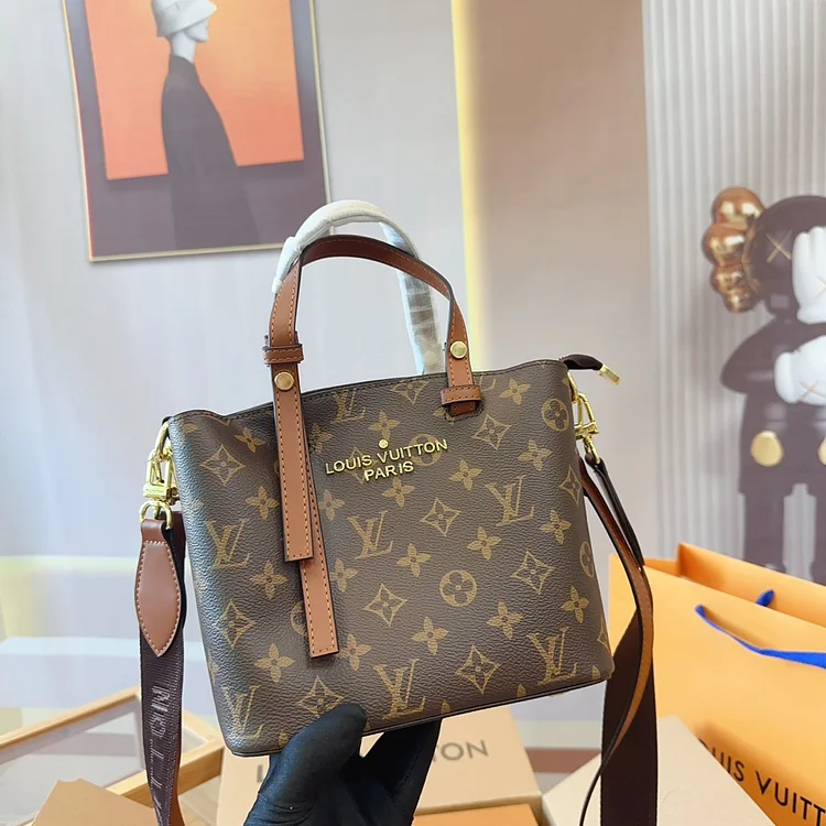 Louis new arrival tote bag size: 25 cm - Image 5