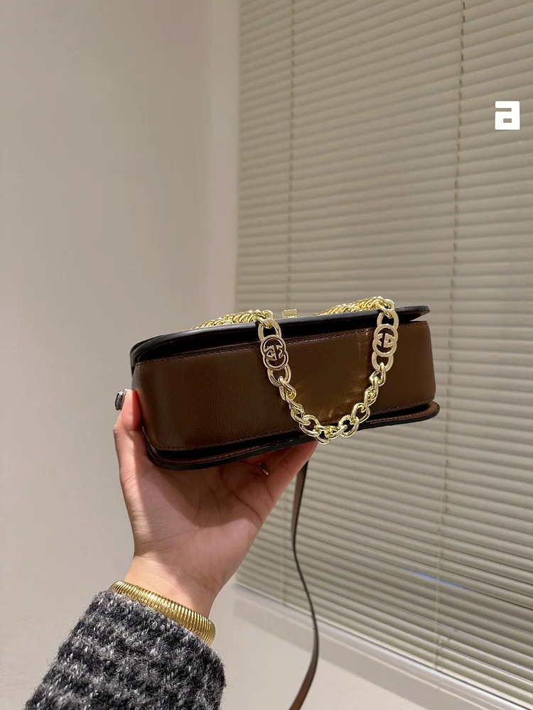 GC497 Gc Blondie top-handle Bag / 9??W x 6??H x 4.3??D - Image 8