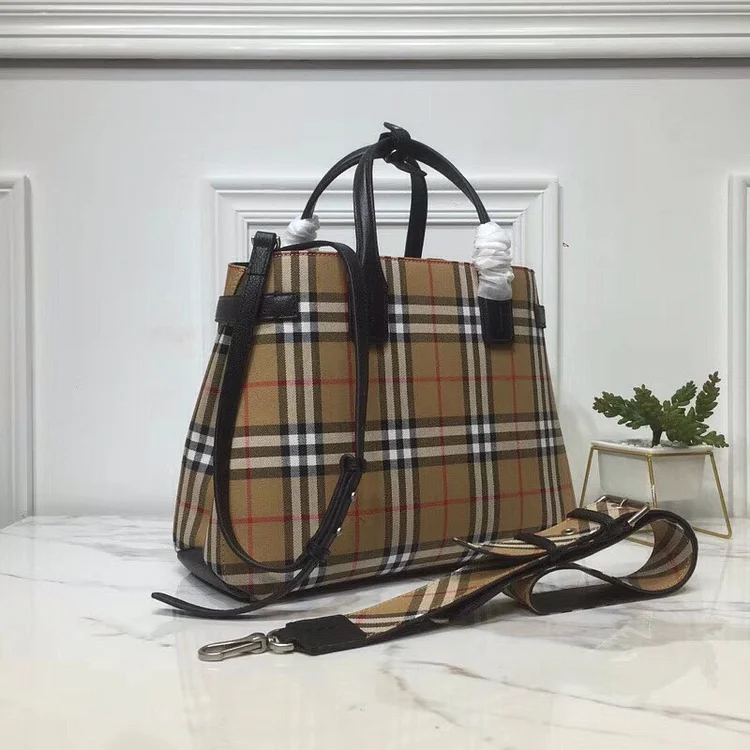 bb House Check Derby Medium Banner Purse Tote Black For Women, Women??s Bags 14in/35cm - Image 6