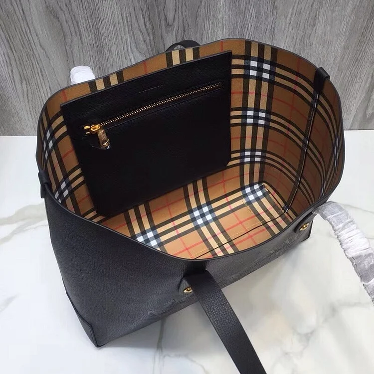 bb Small Embossed Crest Tote Black For Women, Women??s Bags 13.8in/35cm - Image 6