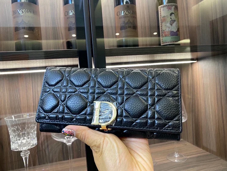 D new arrival women wallet size : 19 *10 cm - Image 5