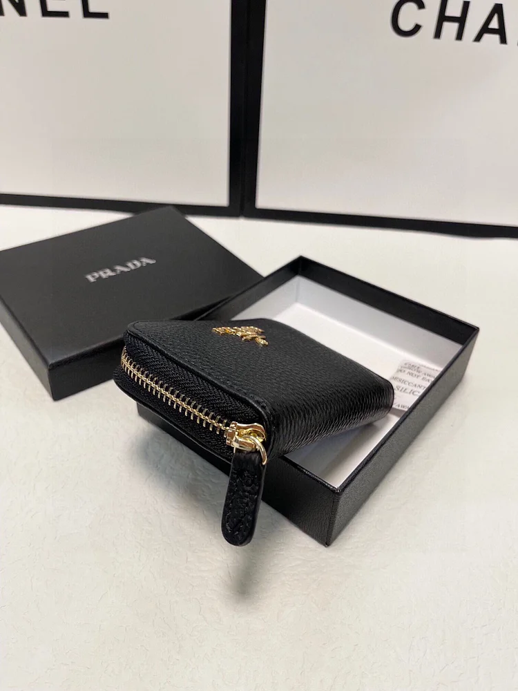 Pra new arrival wallet size : 10*9 cm - Image 3