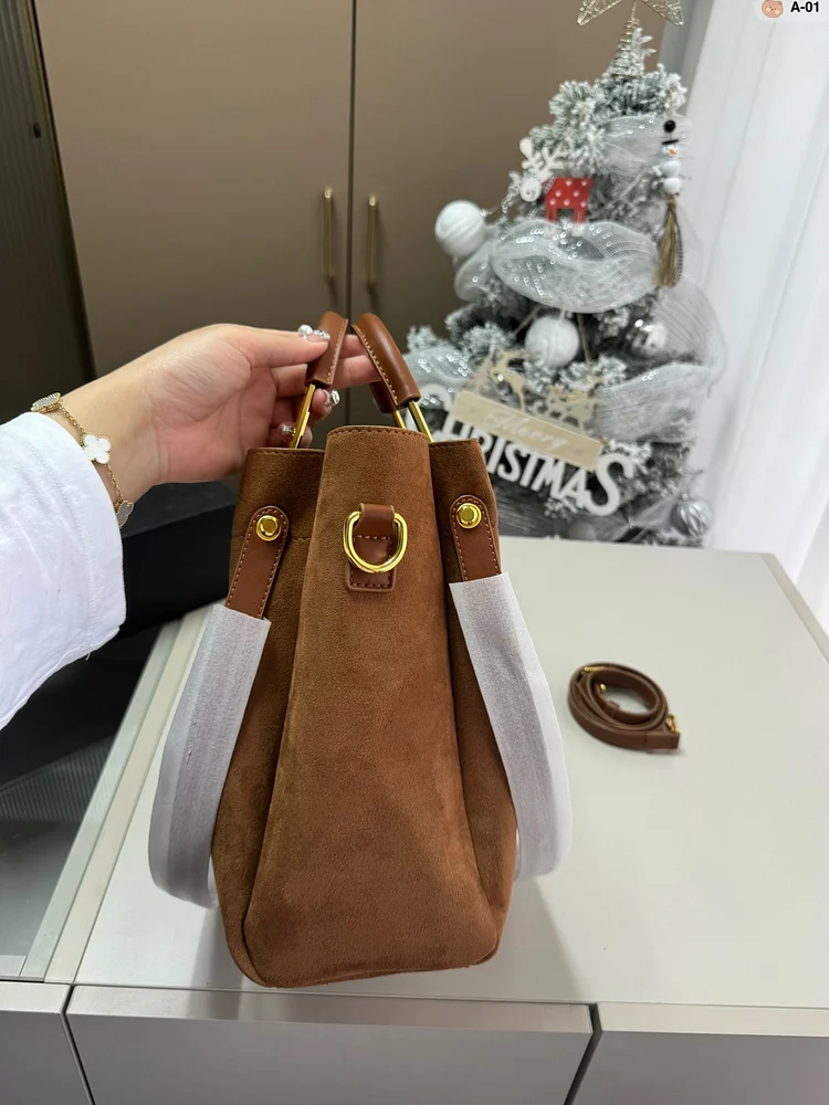 Y new arrival tote bag 2colours - Image 12