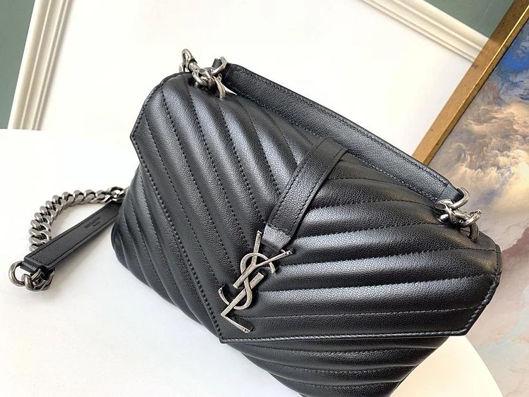 Y College Medium Quilted leather Bag - Image 6