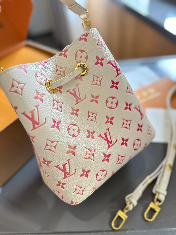 Louis new arrival NEONOE M44022 bag size: 20 cm - Image 6