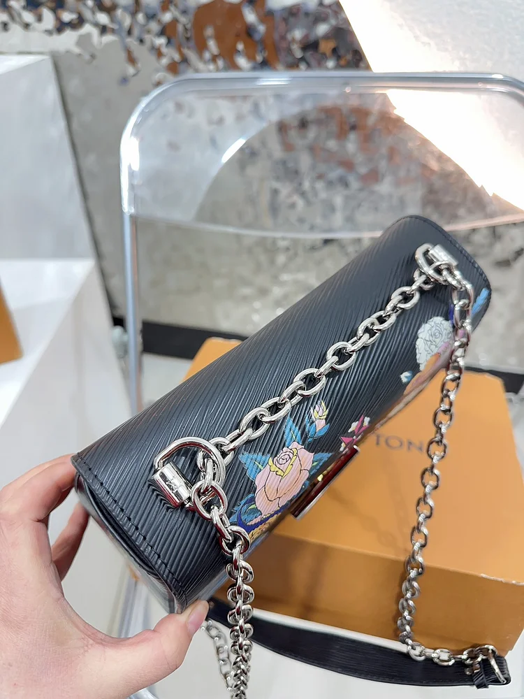 Louis new arrival TWIST bag size?3 * 16 cm - Image 6