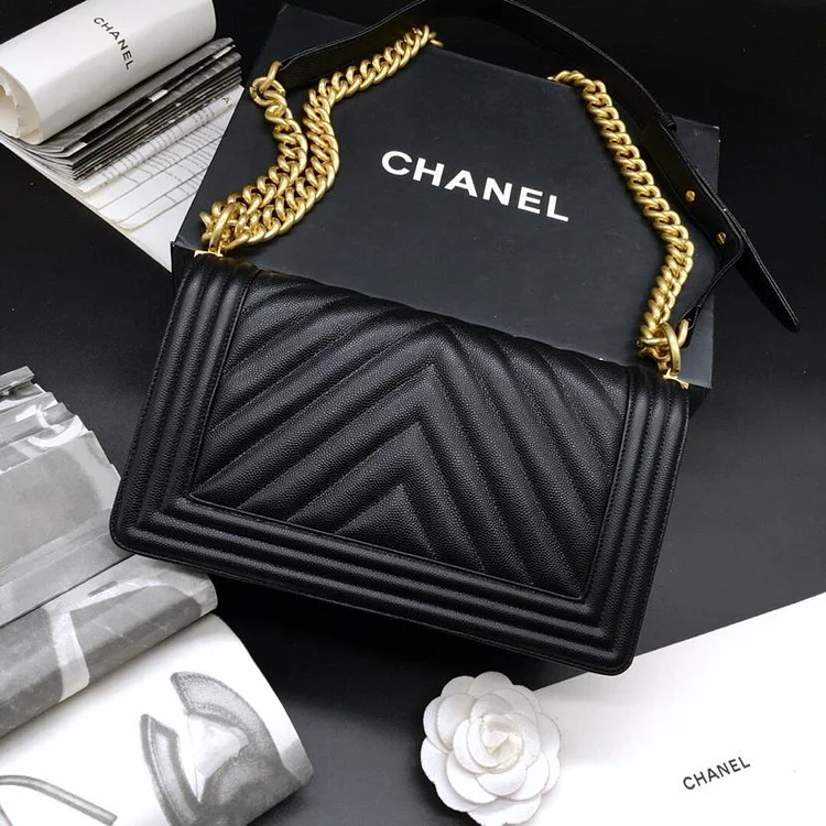 CC 25.5cm Boy Handbag Black Grained Calfskin Gold Tone Metal Caviar leather - Image 5