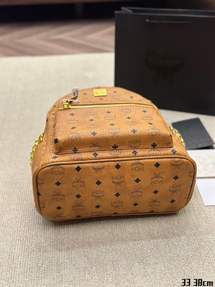 MC new arrival backpack size : 33 * 38cm - Image 2