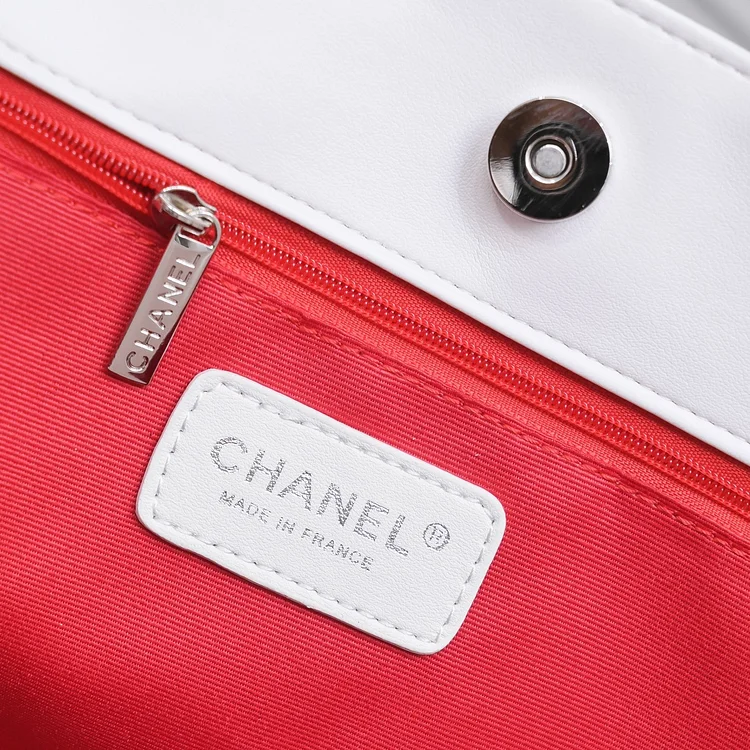 CC Soft Calfskin Shopping Bag Top Handle red/white - Image 9