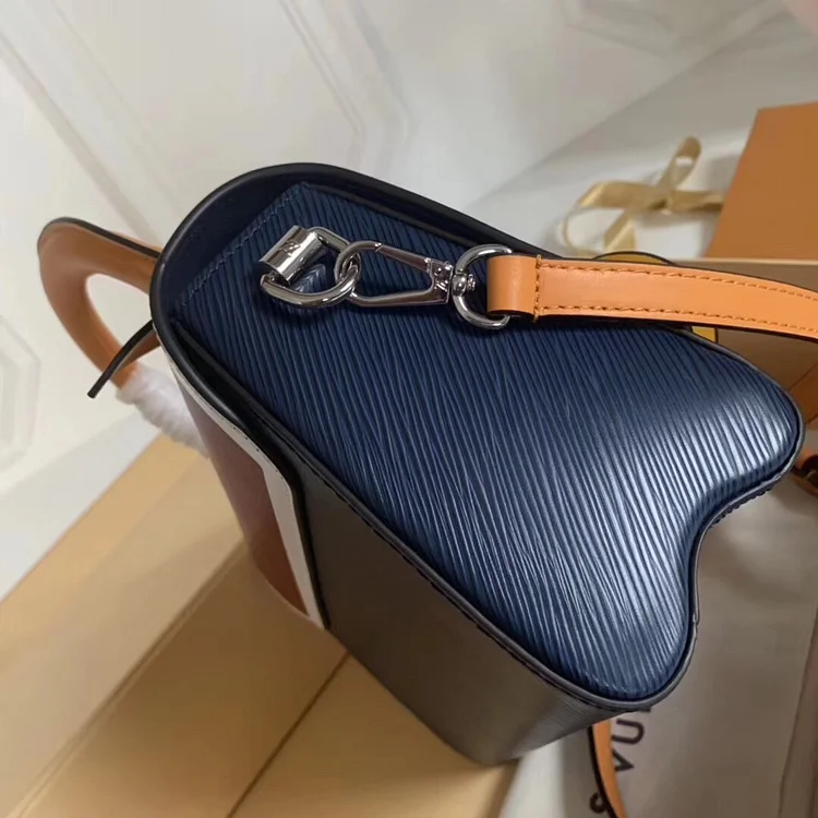 L Twist MM Handle Bag Epi Monogram M52513 - Image 6