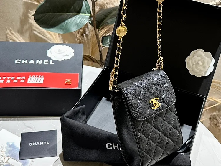 CC new arrival caviar leather phone bag size: 12*16 cm - Image 8