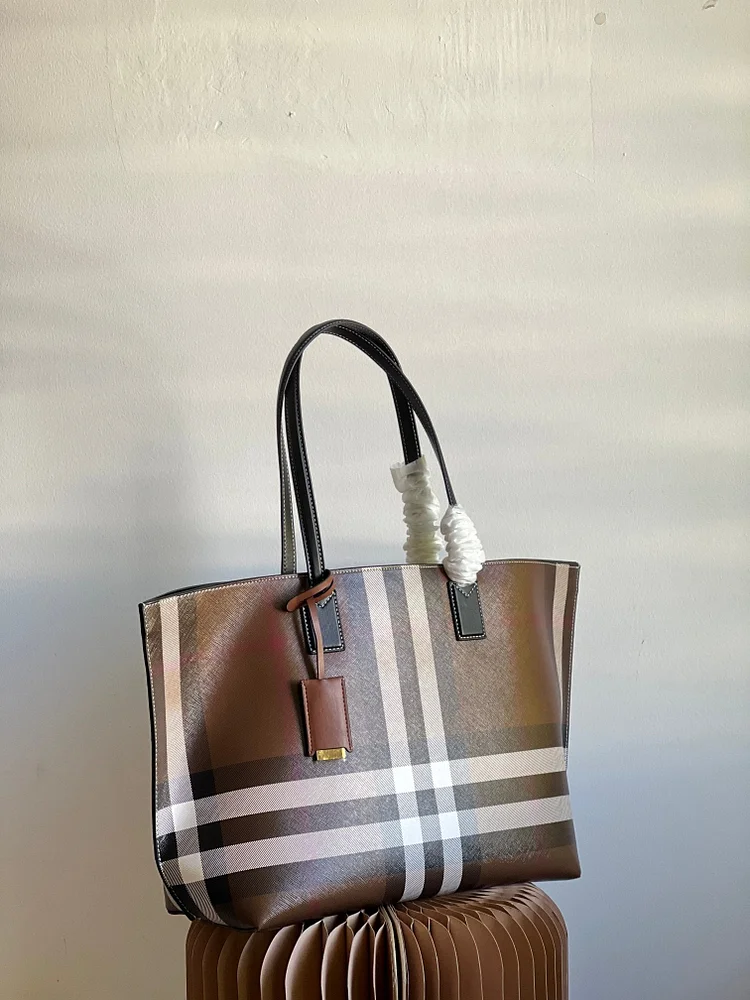 Bur Check And Leather Medium Tote Bag - Image 4