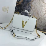 Ve Virtus Shoulder Bag