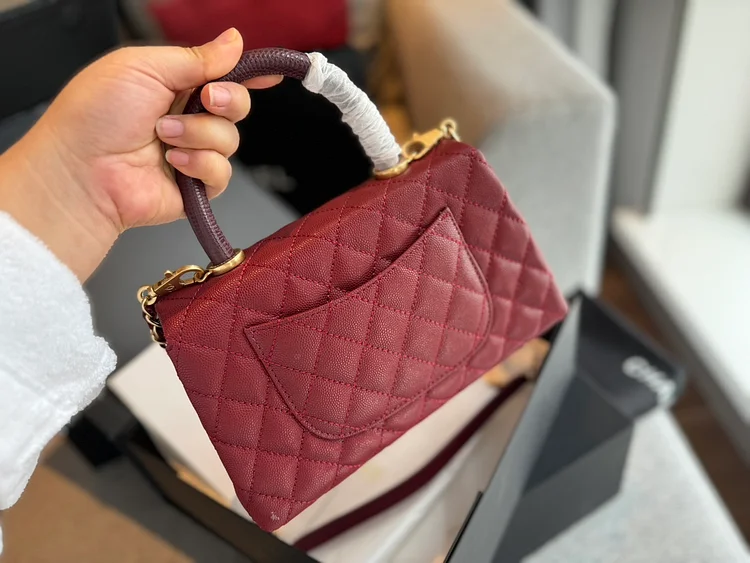 CC coco handle caviar leather size : 23*13cm - Image 9