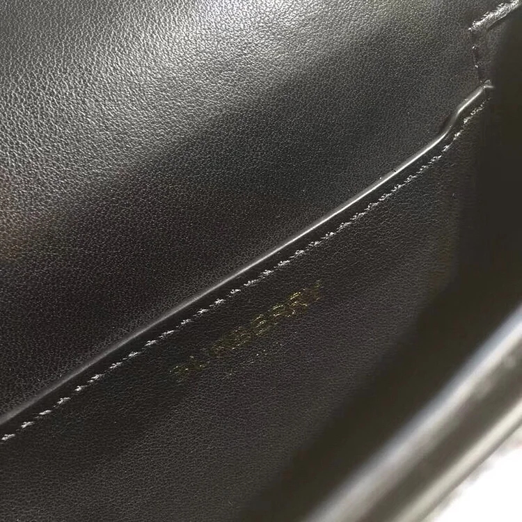 bb Tb Chain Belt Bag Black For Women, Women??s Bags 6.6in/17cm - Image 2