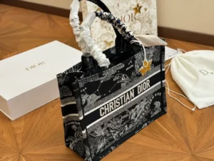 D book tote bag mediums size : 36 cm