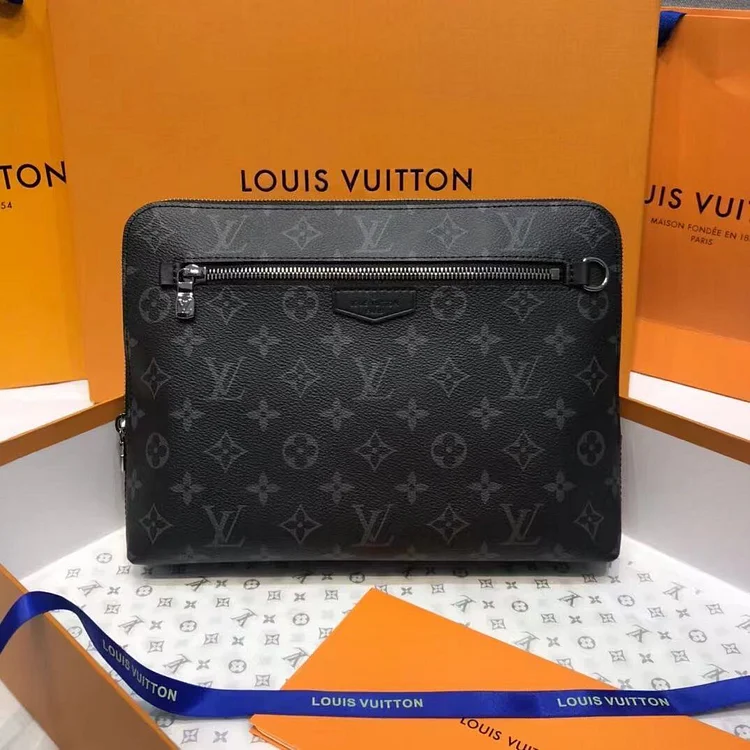 Louis new pouch damier graphite bag size?21.0 x 27.0 x 5.0 cm - Image 2