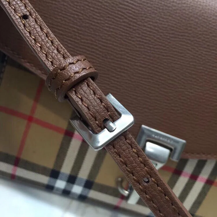 bb Small Vintage Check And Crossbody Bag Brown For Women, Women??s Bags 9in/24cm - Image 4