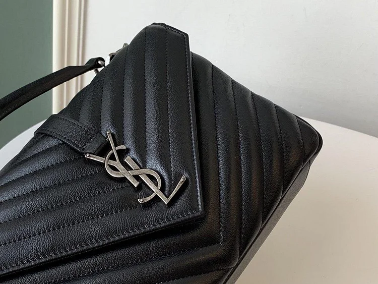 Y College Medium Quilted leather Bag - Image 4