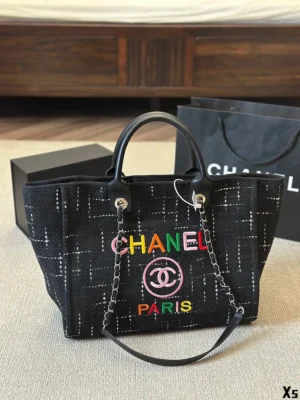 cc new arrival tote bag size : 37*32 cm