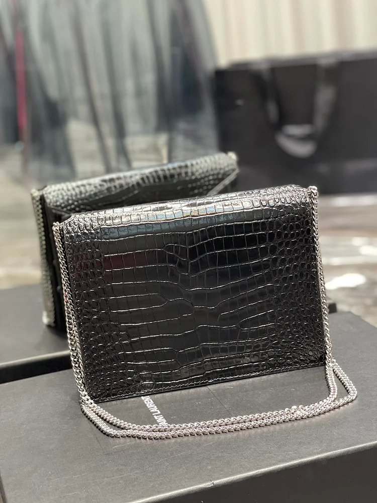 Y Cassandra Medium Chain Bag Black - Image 10