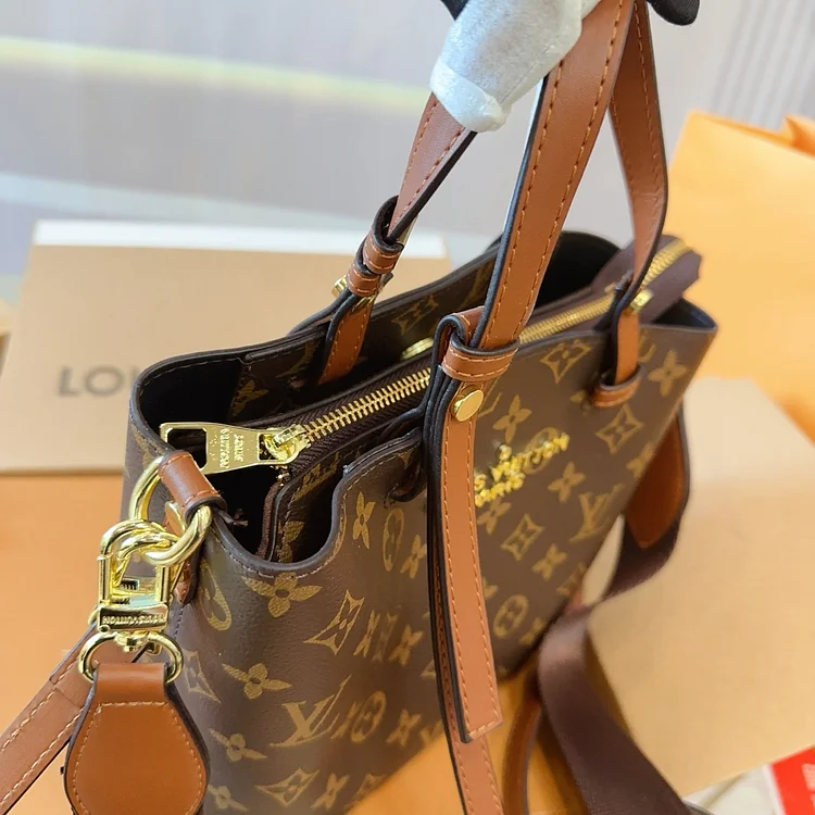 Louis new arrival tote bag size: 25 cm - Image 9