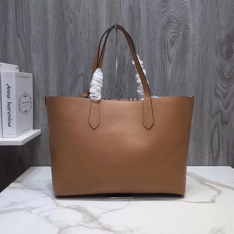 bb Reversible Tote Haymarket Canvas Medium For Women, Women??s Bags 19.3in/49cm