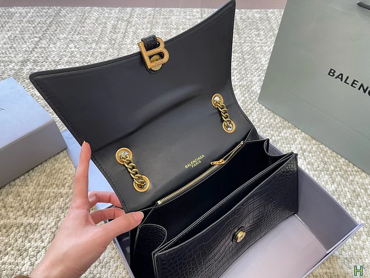 Balen Hourglass new arrival bag - Image 7