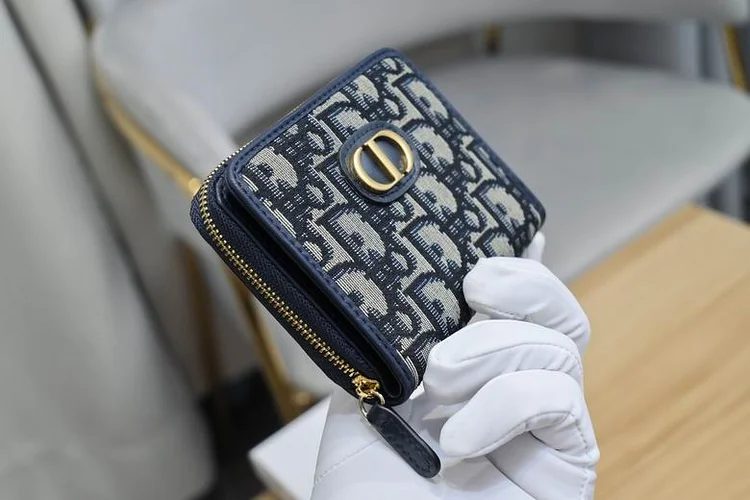D wallet card holder - Image 3