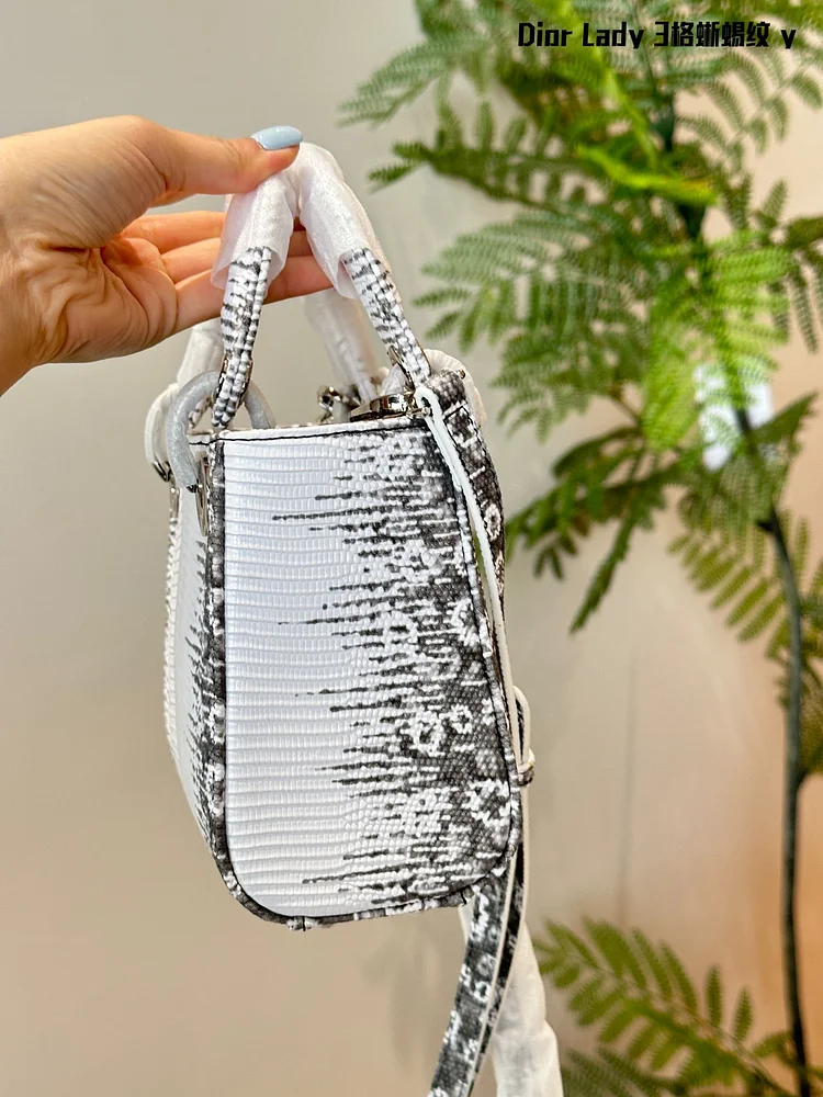 CD new arrival lady bag size;17cm - Image 8