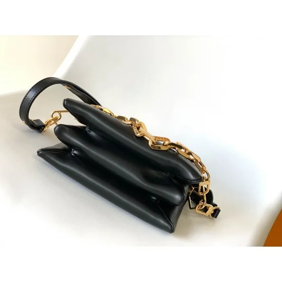 L-bag Size: 20 x 16 x 12 cm - Image 21
