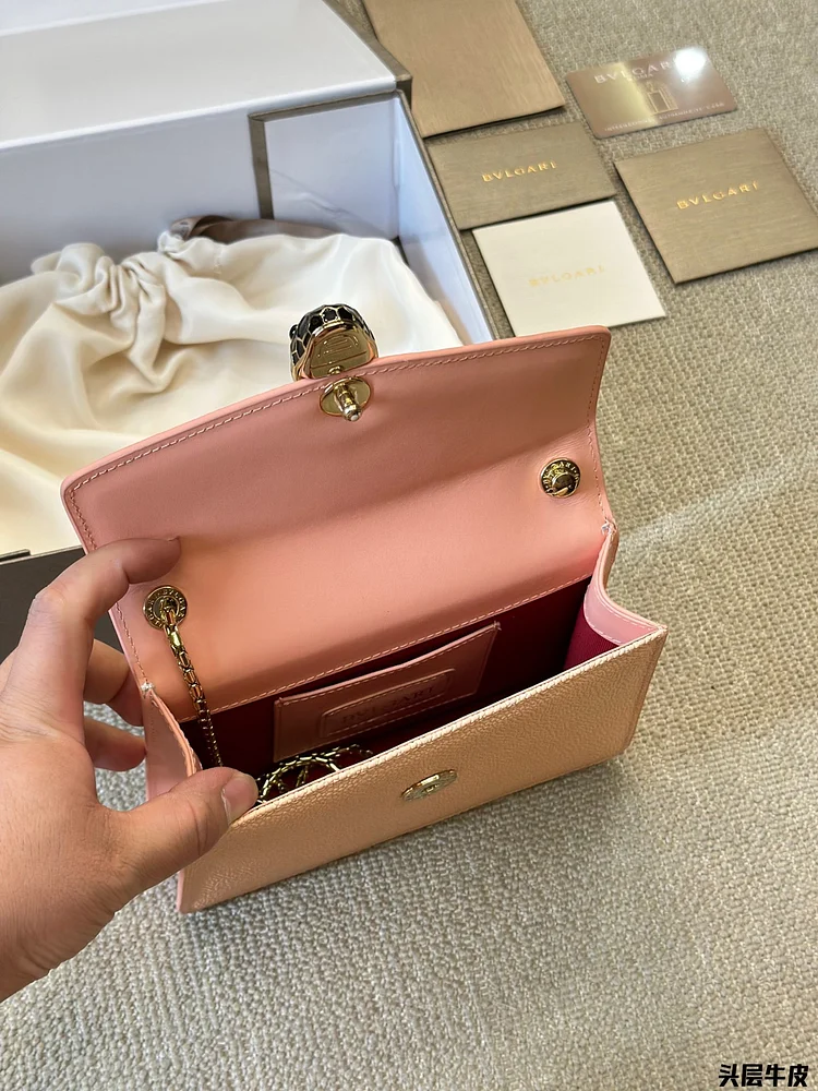 Bvl new arrival Ss24 woc bag size: 20* 16cm - Image 3