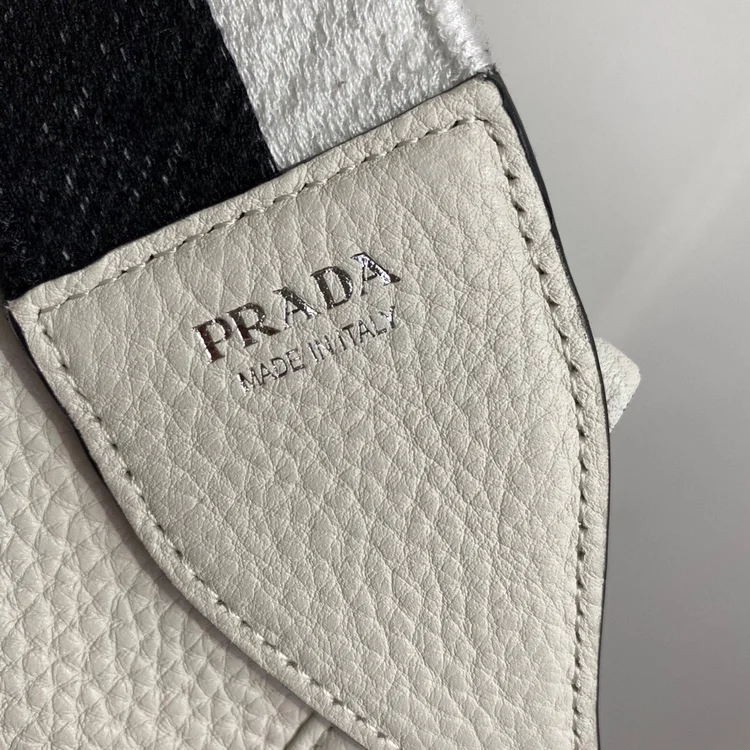 Pra Mini Shoulder Bag White For Women, Women??s Bags 7.9in/20cm - Image 6