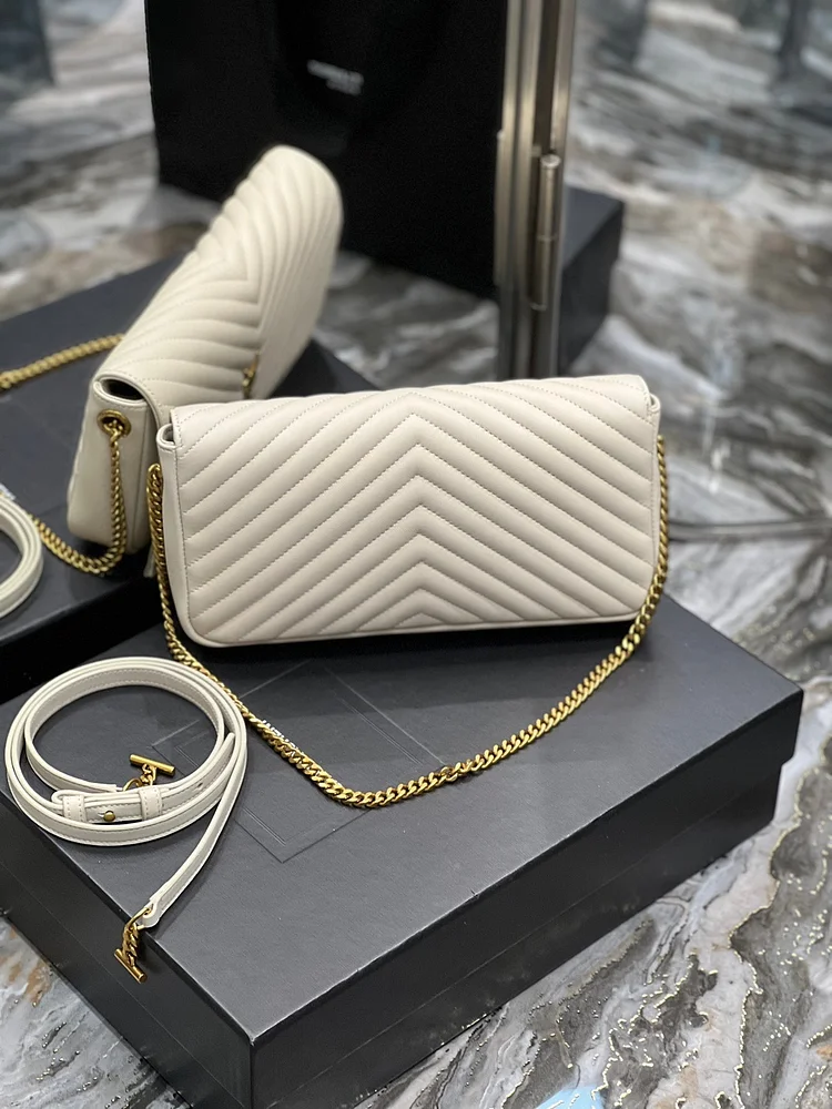 Y Kate 99 Supple Bag In Quilted Lambskin - Image 14