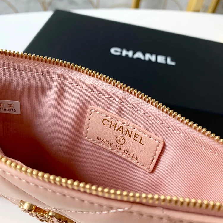 cc 19 Matelasse Phone and Card Case Pink Bag For Women 19cm/7.5in - Image 8