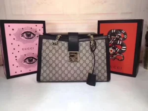 GC047 Medium Shoulder Bag / 13.8??9.3.x5.5inch