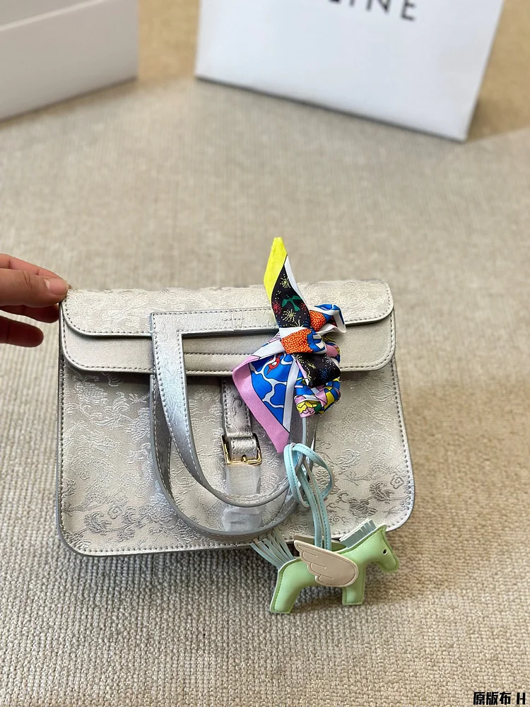 H Halzan new arrival bag size: 25 *17cm - Image 2