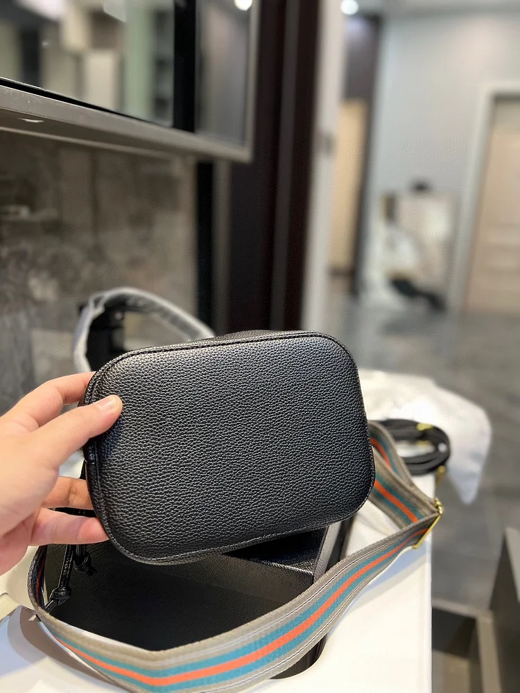 Pra new arrival bucket bag size : 25 * 21 cm - Image 9