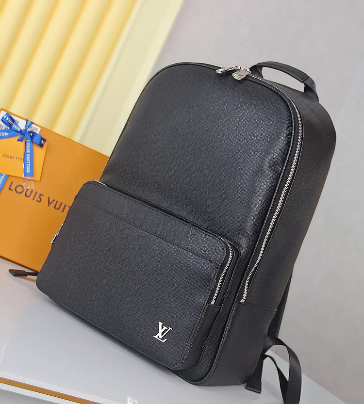 Louis new arrival backpack bag size : 43 x 30 x 14 cm - Image 3