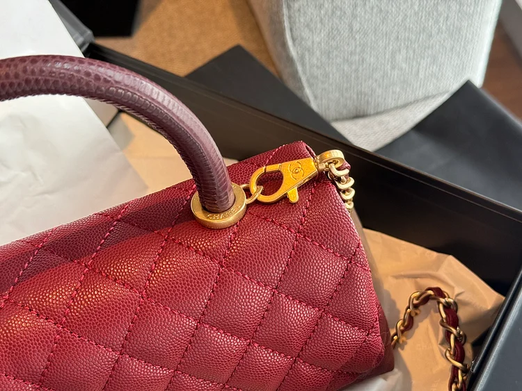 CC coco handle caviar leather size : 23*13cm - Image 3