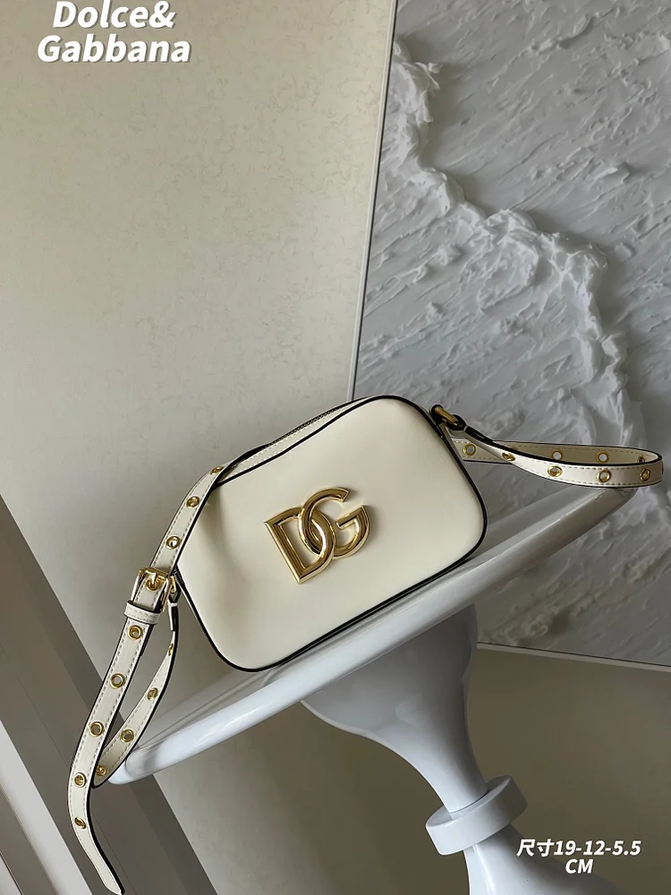 DG new arrival cross body bag size?9*12*5.5cm - Image 2