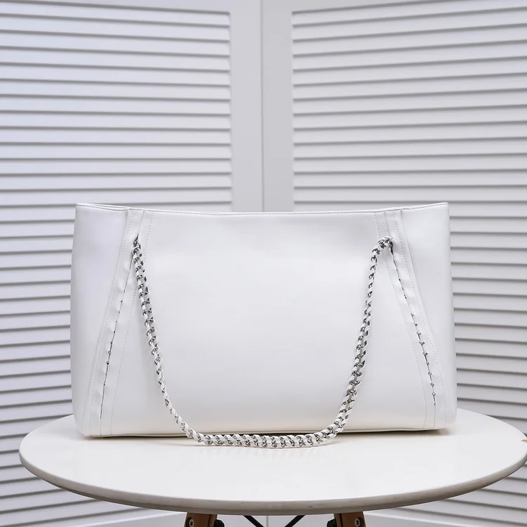 CC Soft Calfskin Shopping Bag Top Handle red/white - Image 15