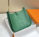 H Evelyne29 new arrival 04 size : 29*30 cm