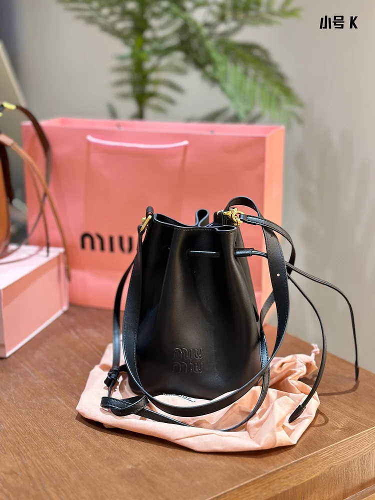 M M new arrival bucket bag size: 16??22 cm - Image 4