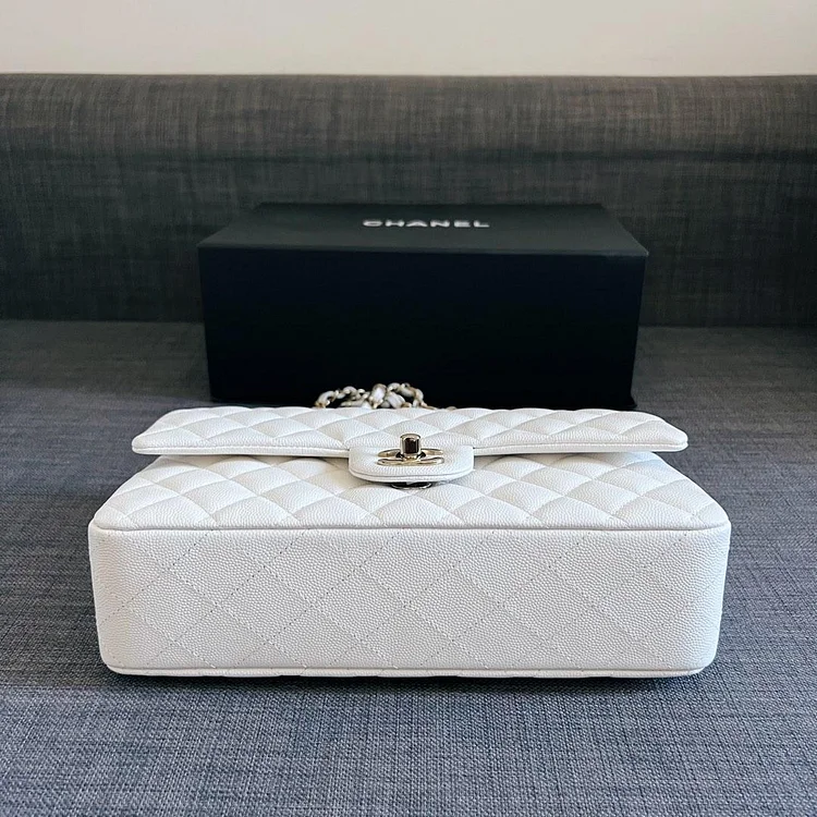 Cc CF 25 white caviar leather silver chain - Image 3